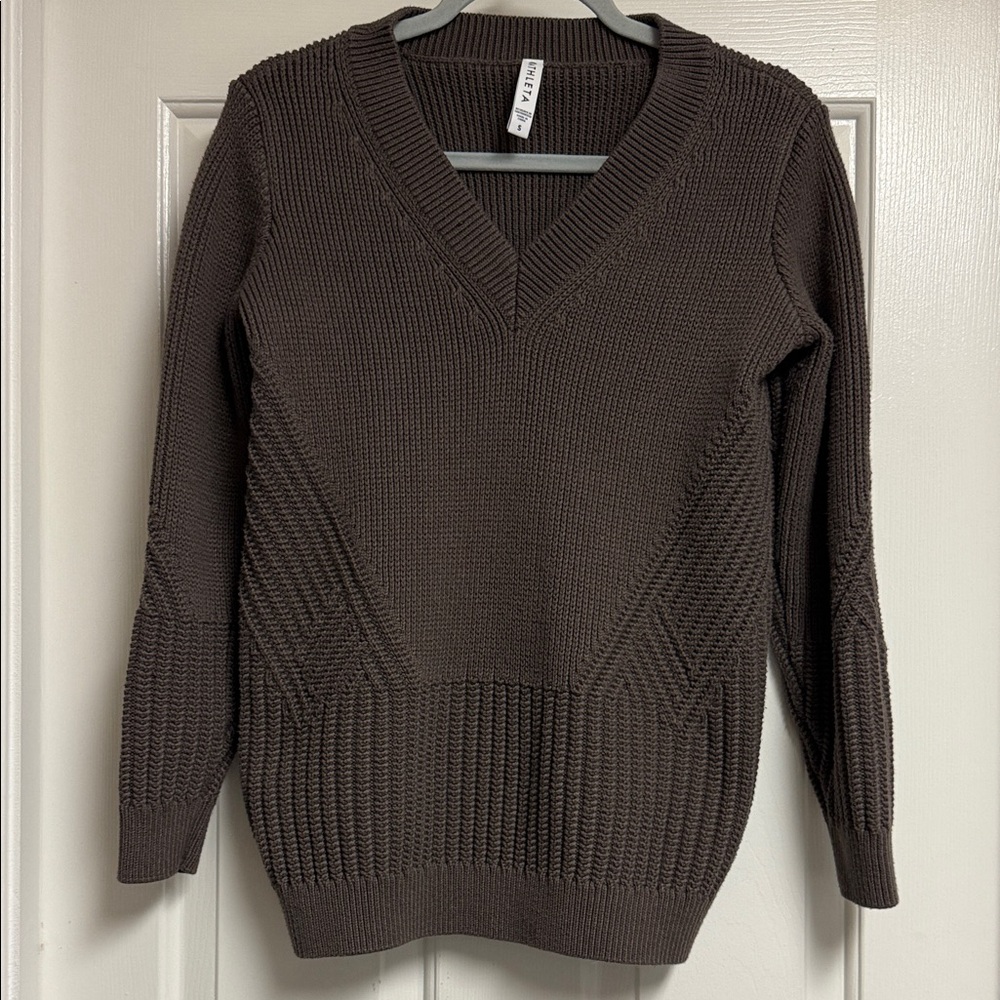 EUC Women’s Athleta Teton V-Neck Sweater, Brown, Size S
